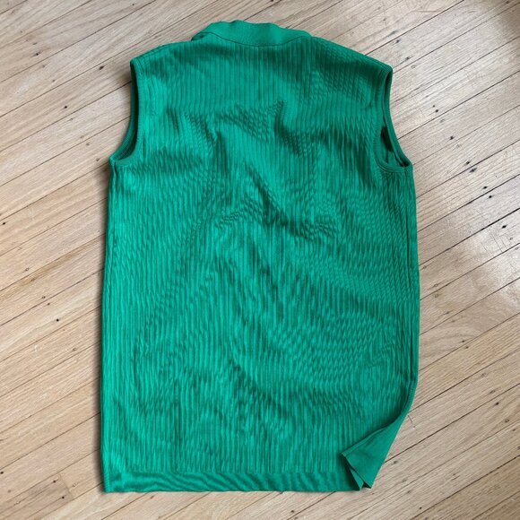 Vintage Ribbed Green Vest - Picture 6 of 6